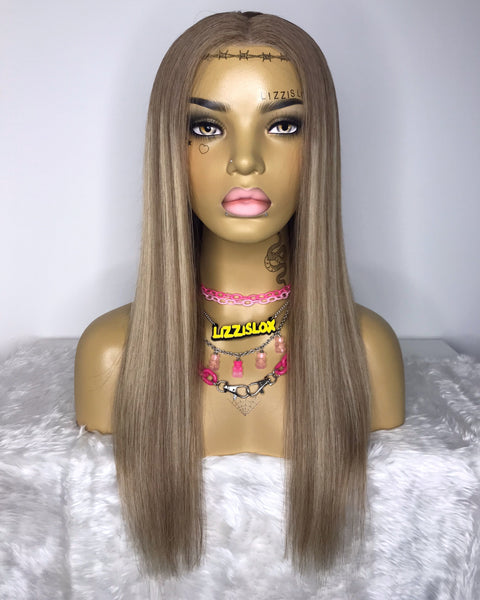 Famous - Ready 2 Ship - Lace Front